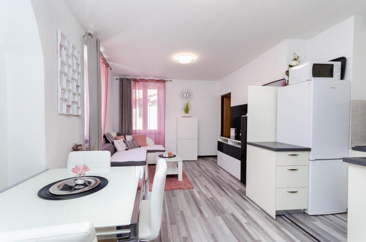 Apartment Mare فيرسار المظهر الخارجي الصورة