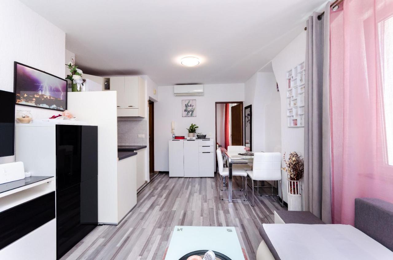Apartment Mare فيرسار المظهر الخارجي الصورة