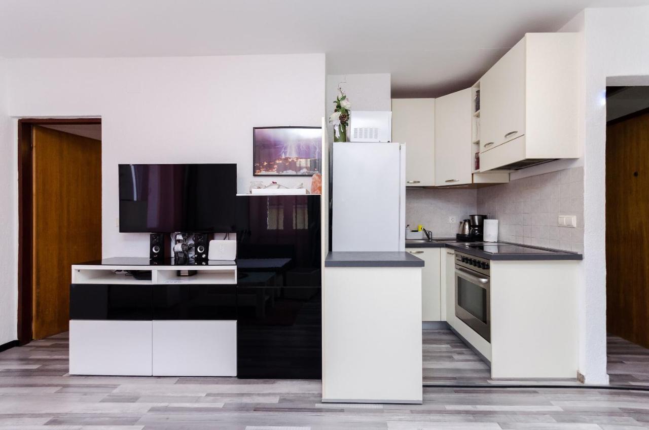 Apartment Mare فيرسار المظهر الخارجي الصورة